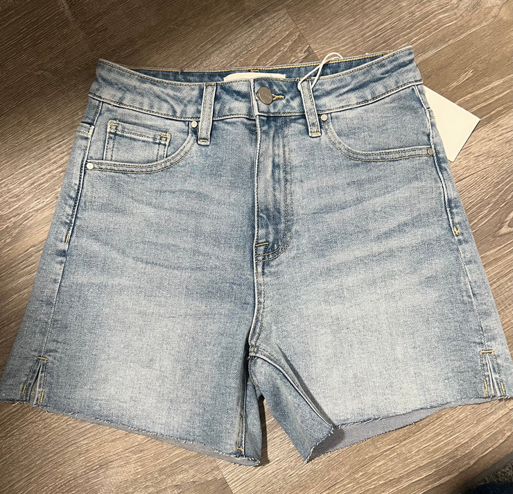 Light Denim Shorts With Raw Cut Hem