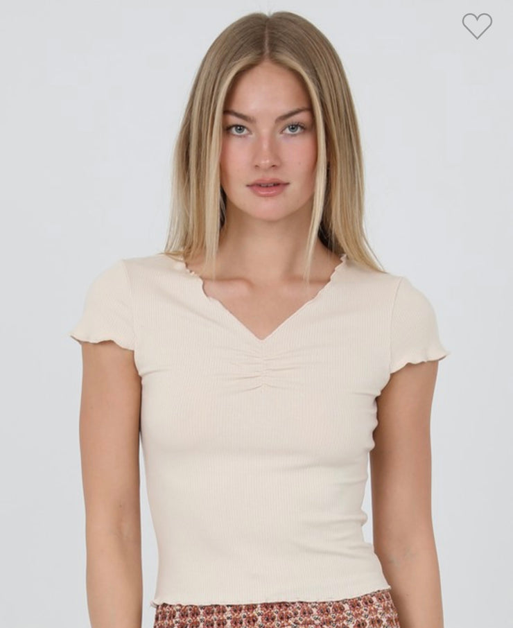 Natural Rib Knit Lettuce Edge V Neck Top