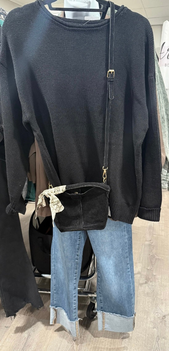 Black Crew Neck Oversized Sweater