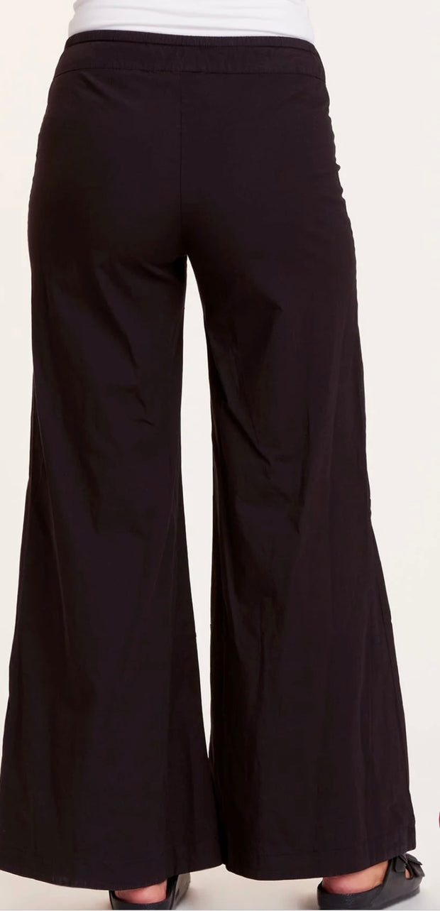 Wearables Terraced Wide Leg Pant- Available in Black & Frost