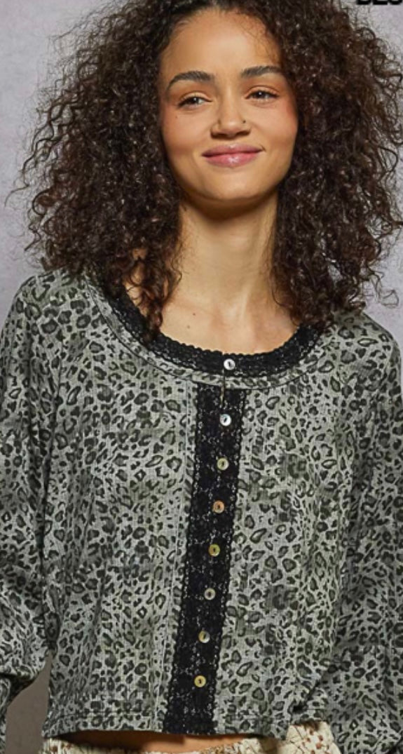 POL Grey Leopard Animal Print Top